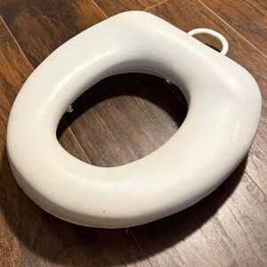 Potty training seat - White potty seat